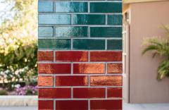 Glazed brick pillar